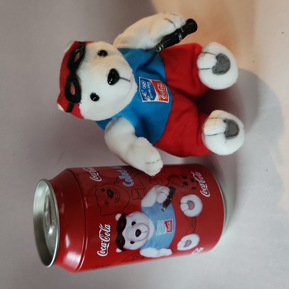 Vintage Coca Cola Collectible 2004